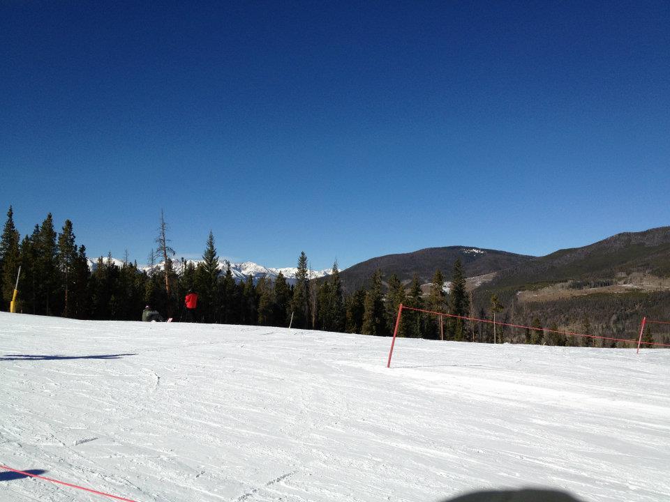 Photo of Carving up the Snowy Slopes of Colorado! By Whiktor Cceelo