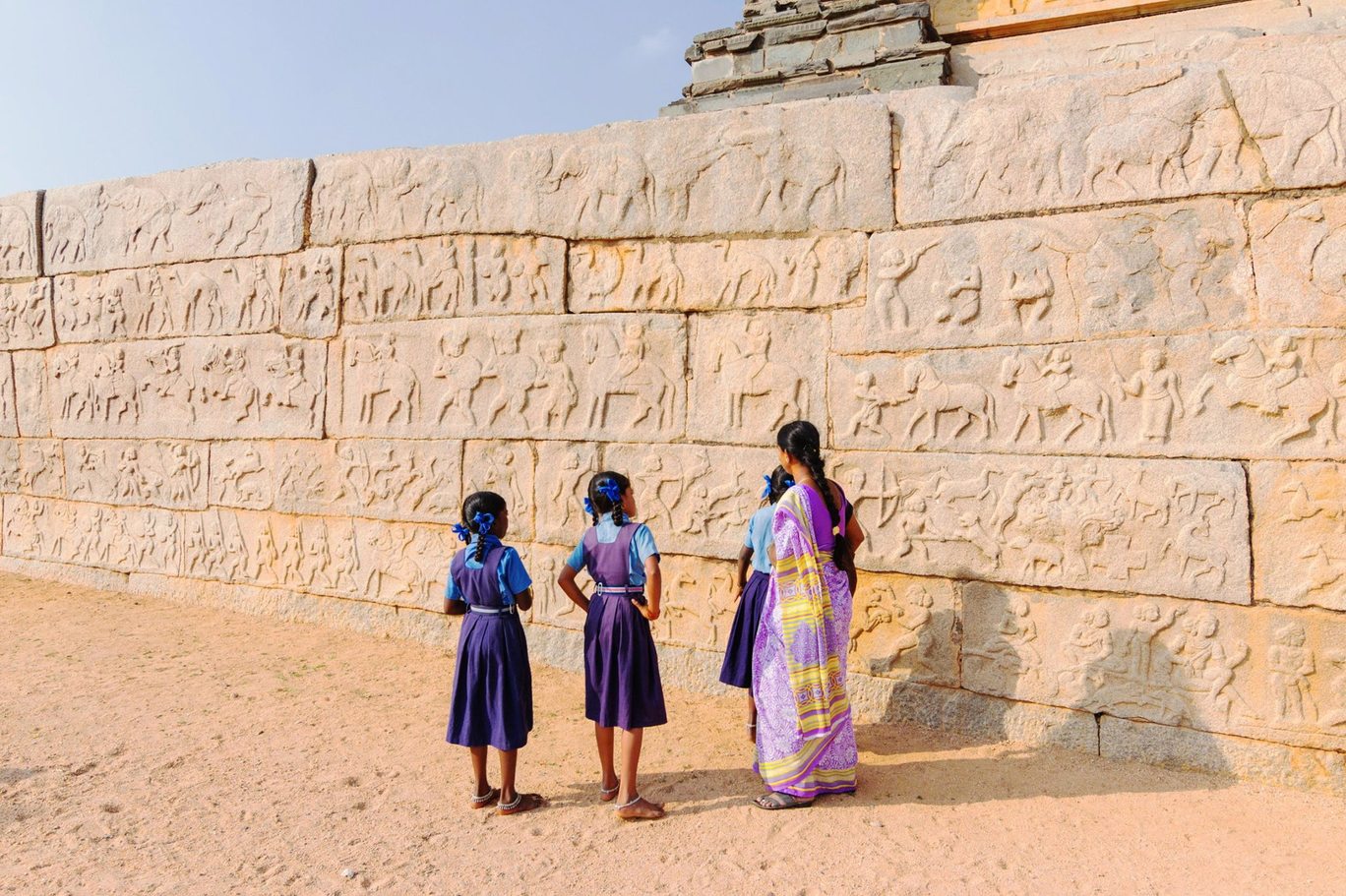 Photo of Hampi - The Remains of The Vijayanagar Empire (Photo Story) By Diptarka Gupta