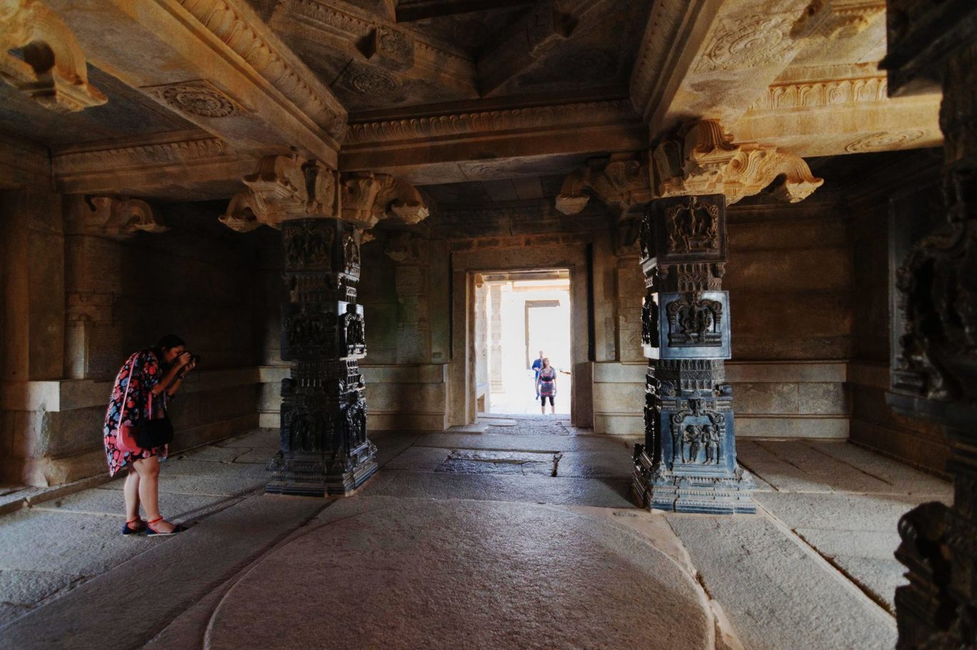 Photo of Hampi - The Remains of The Vijayanagar Empire (Photo Story) By Diptarka Gupta