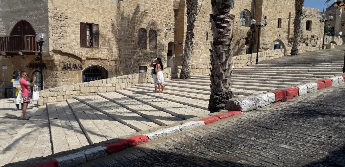 Photo of Tel Aviv-Yafo By Aniruddh Mali