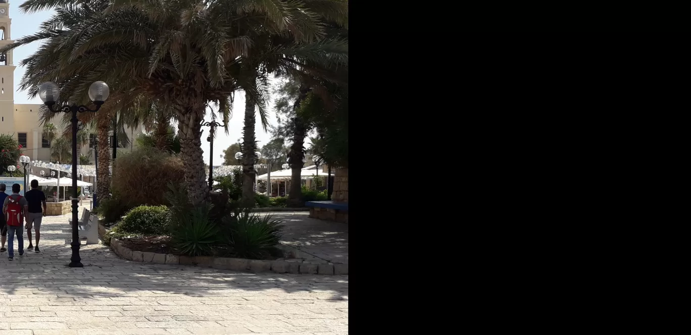 Photo of Tel Aviv-Yafo By Aniruddh Mali