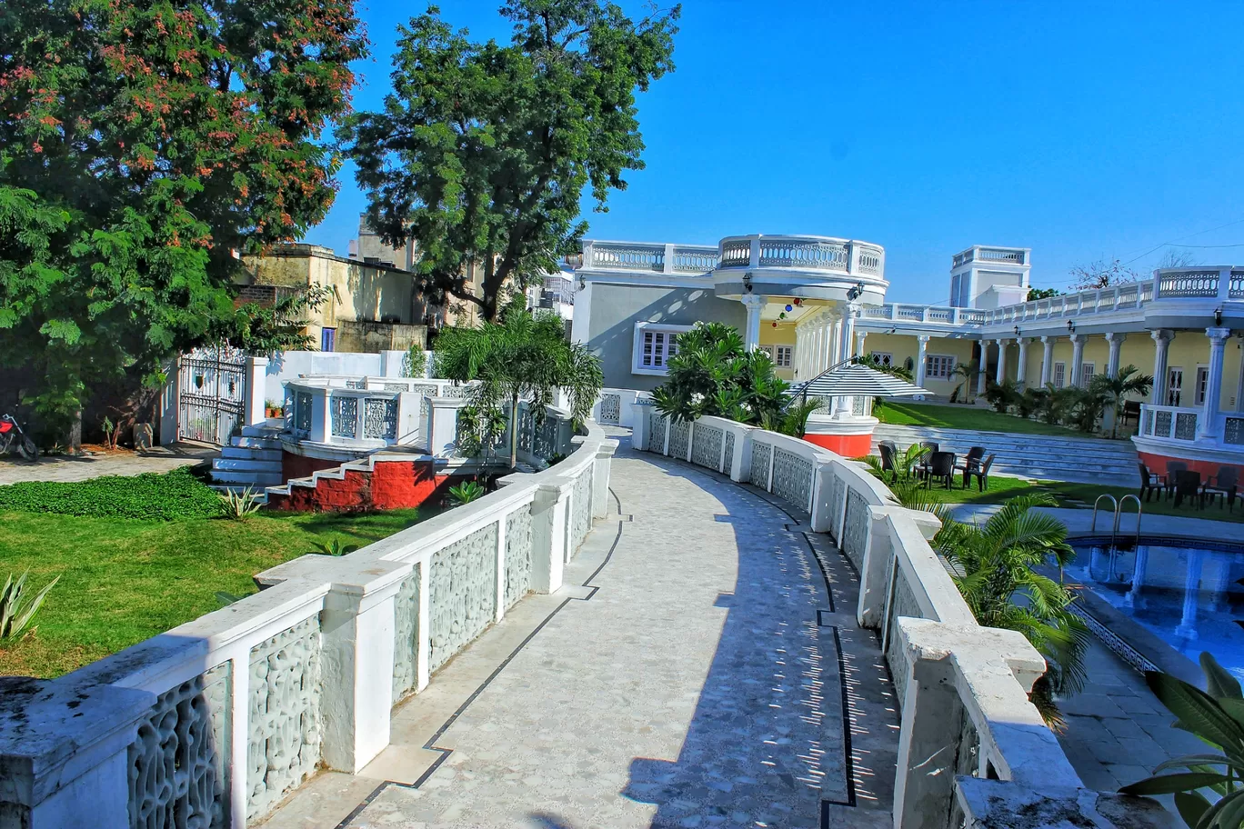 Photo of Dolat Vilas Palace By Bhavin Patel