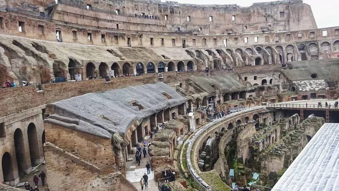 Photo of Colosseo By Meghali Ghosh