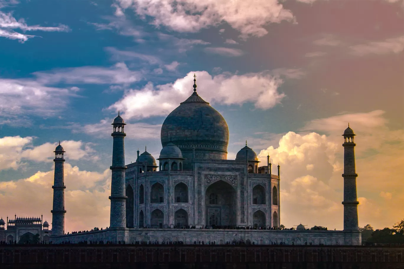 Photo of Taj Mahal By Nikhlesh tyagi