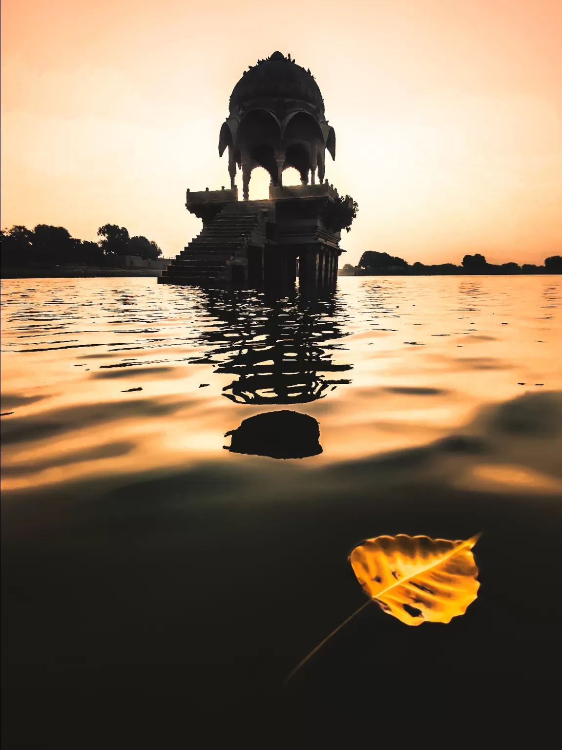 Photo of Gadisar lake Jaisalmer By Nikhlesh tyagi