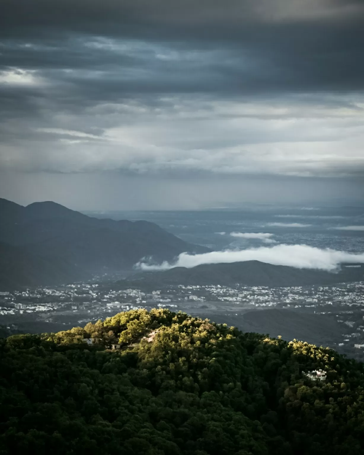 Photo of Mussoorie By Nikhlesh tyagi