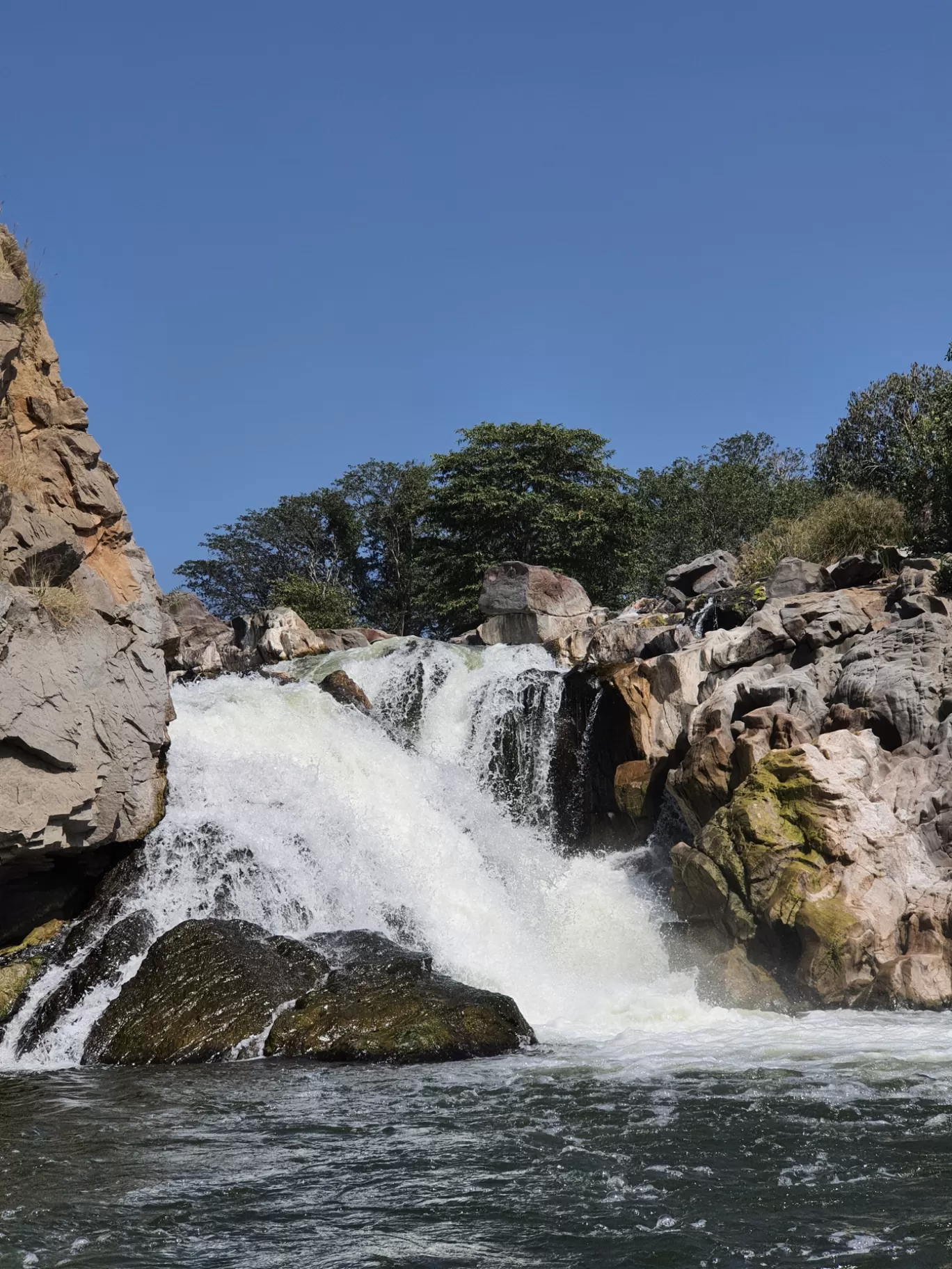 Photo of Hogenakkal By Niveditha Sharma