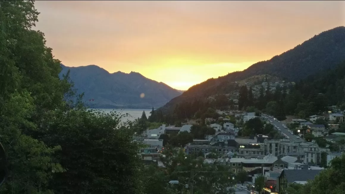 Photo of Queenstown By Vishruti Shah
