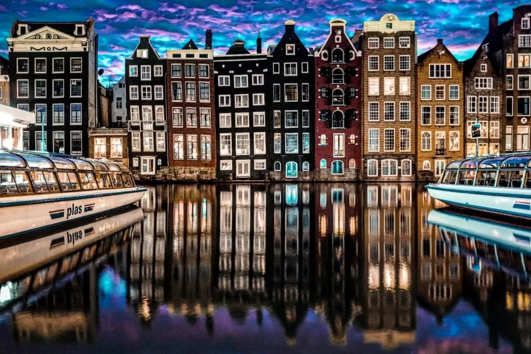 Photo of Amsterdam By Aman Chotani