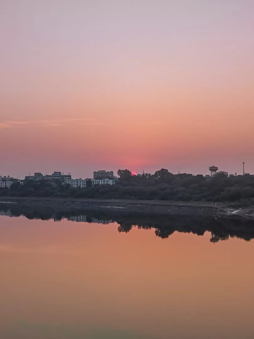 Photo of Surat By Devyani Gupta