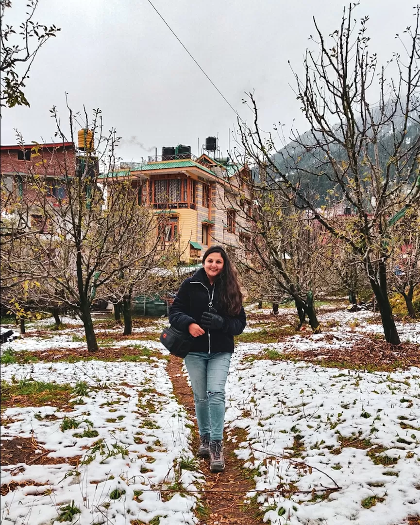 Photo of Old Manali By Devyani Gupta