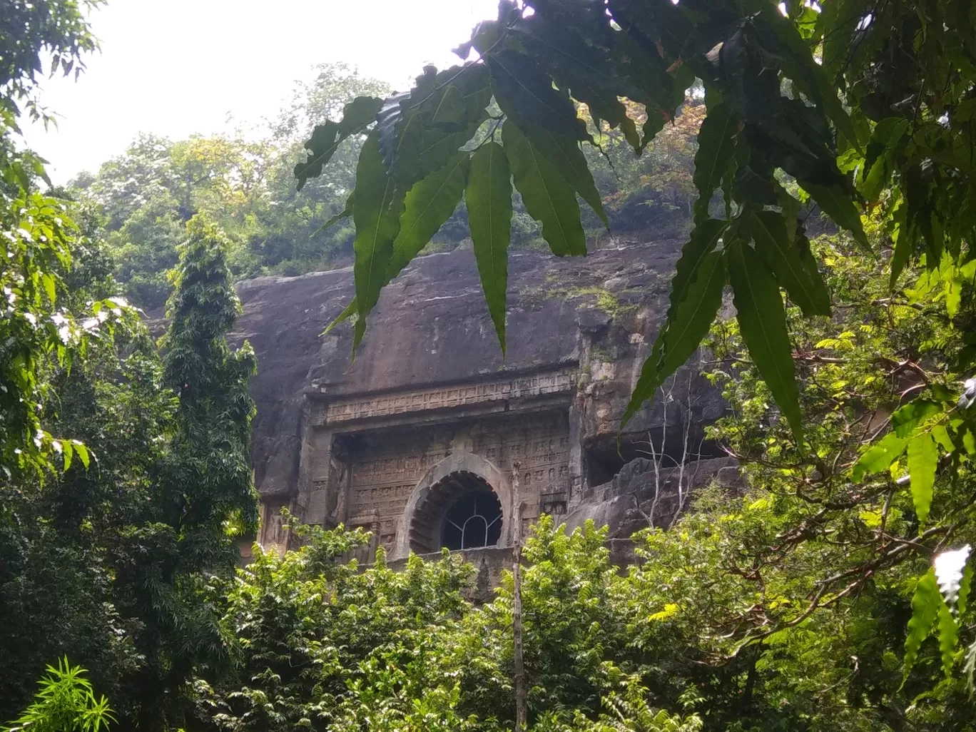 Photo of Ajanta caves By Vaibhav Kapre