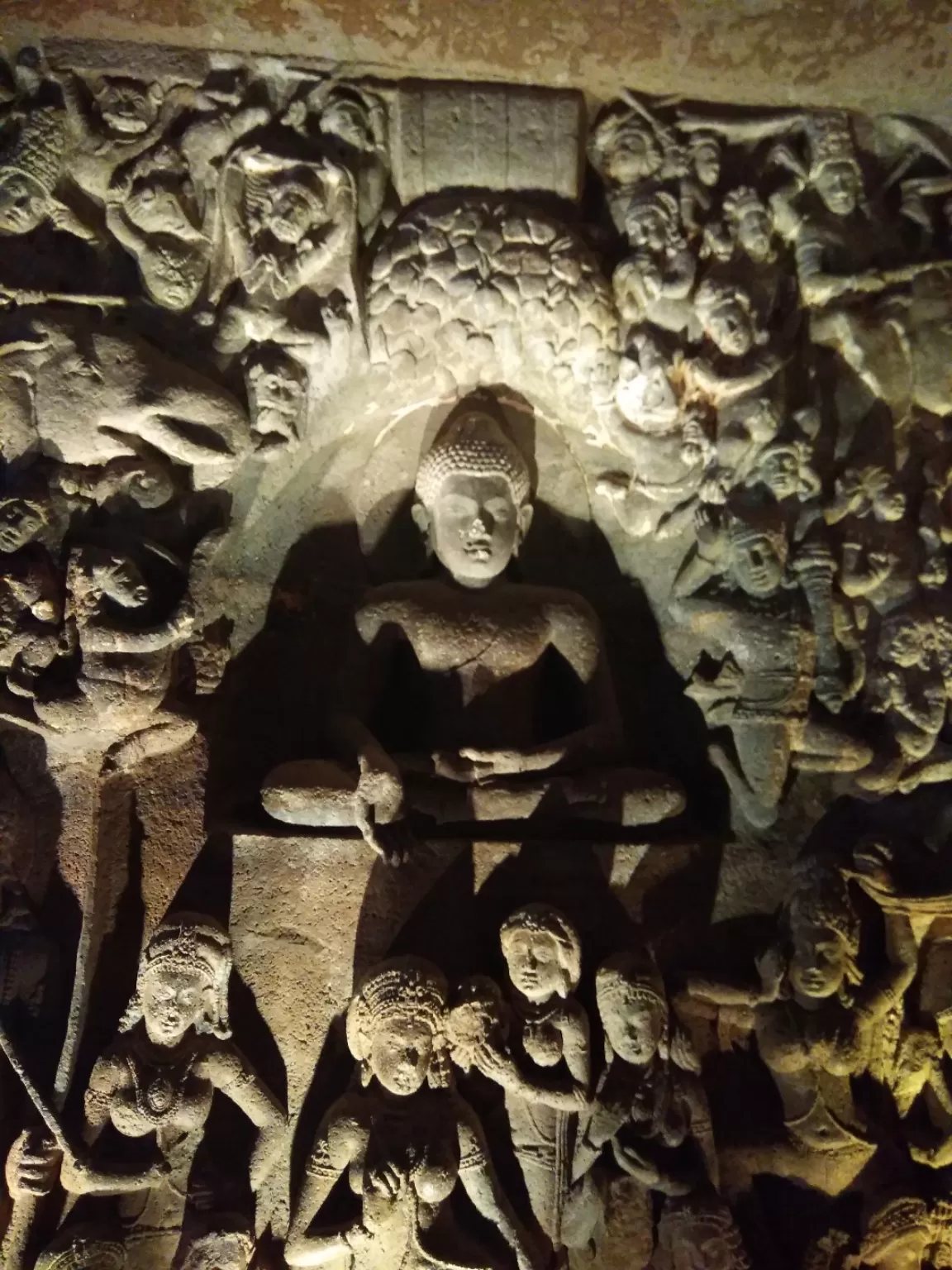 Photo of Ajanta caves By Vaibhav Kapre