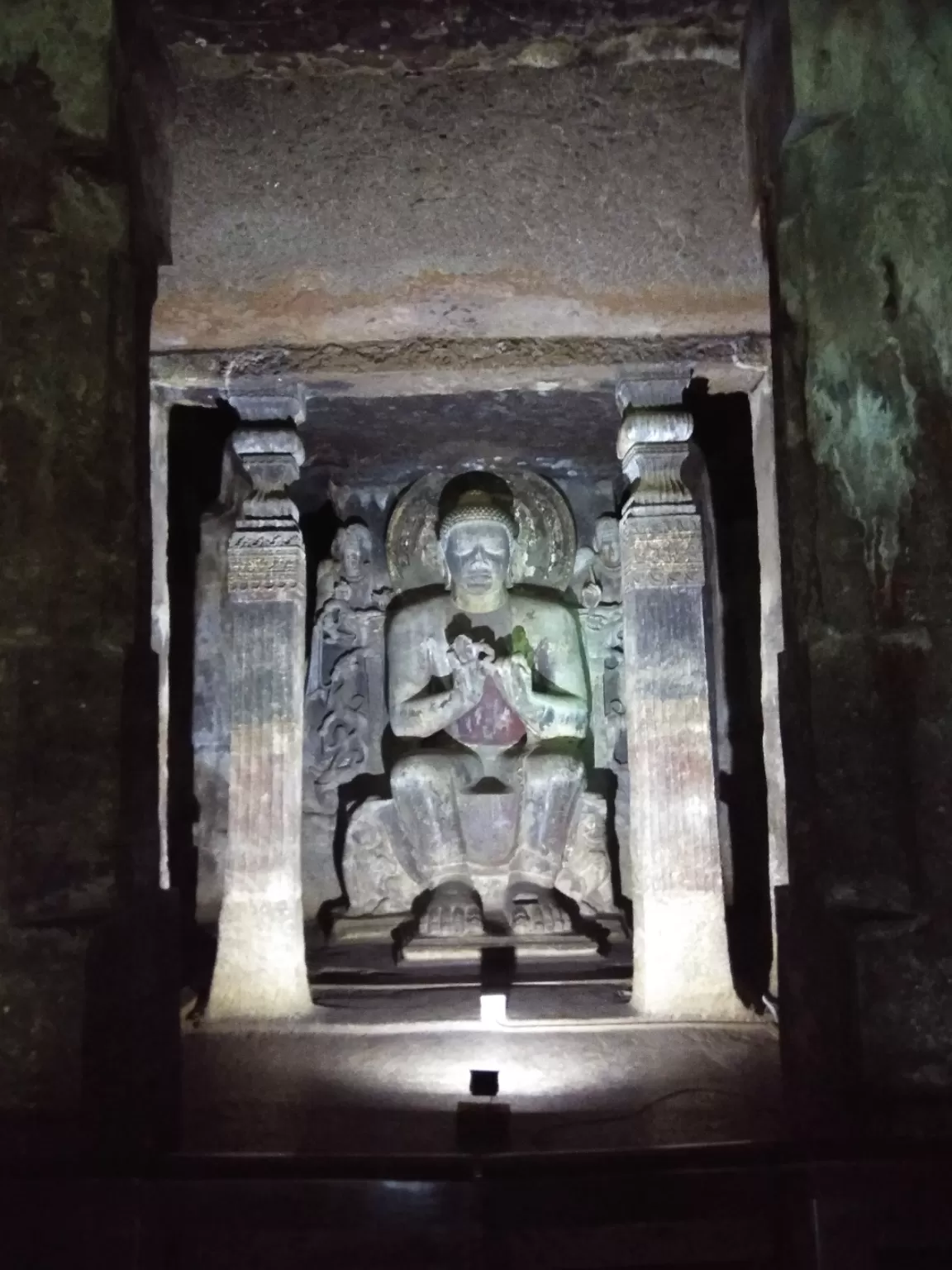 Photo of Ajanta caves By Vaibhav Kapre