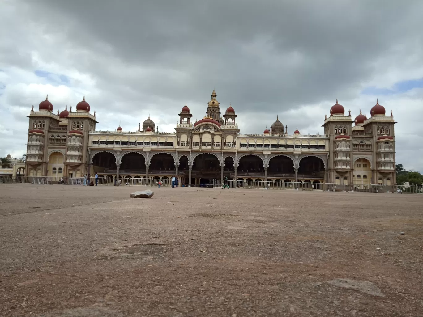 Photo of Mysore Palace By manojkumar kanchgar