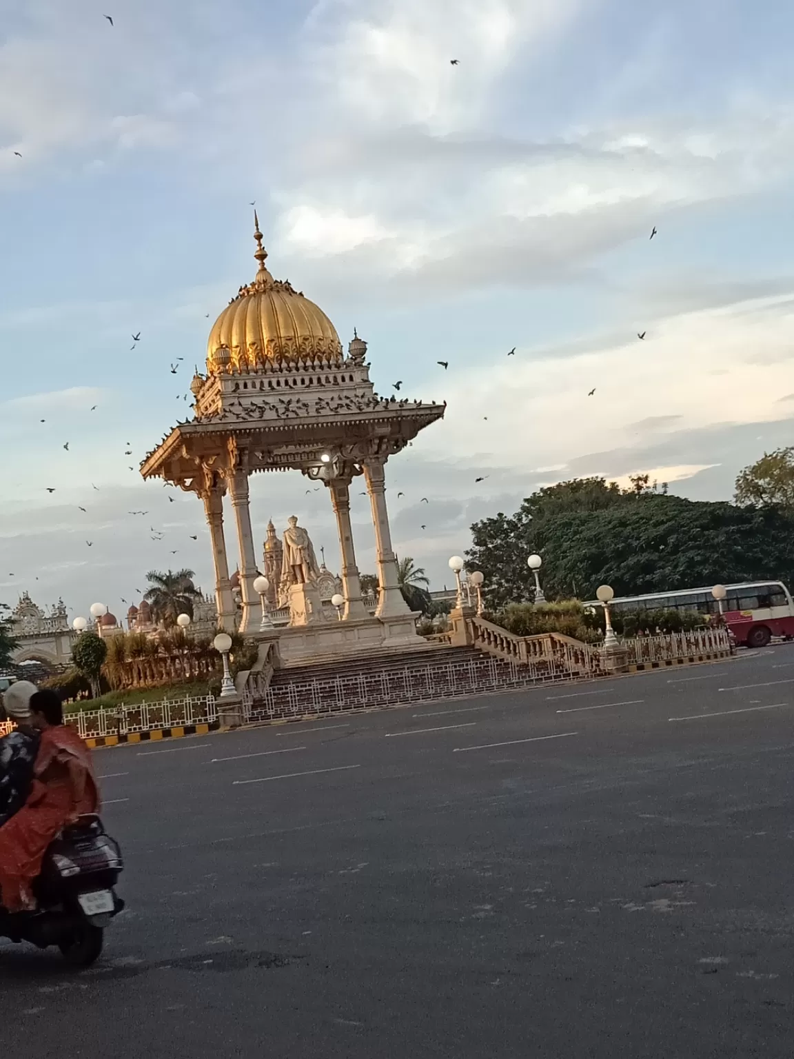 Photo of Mysore Palace By manojkumar kanchgar