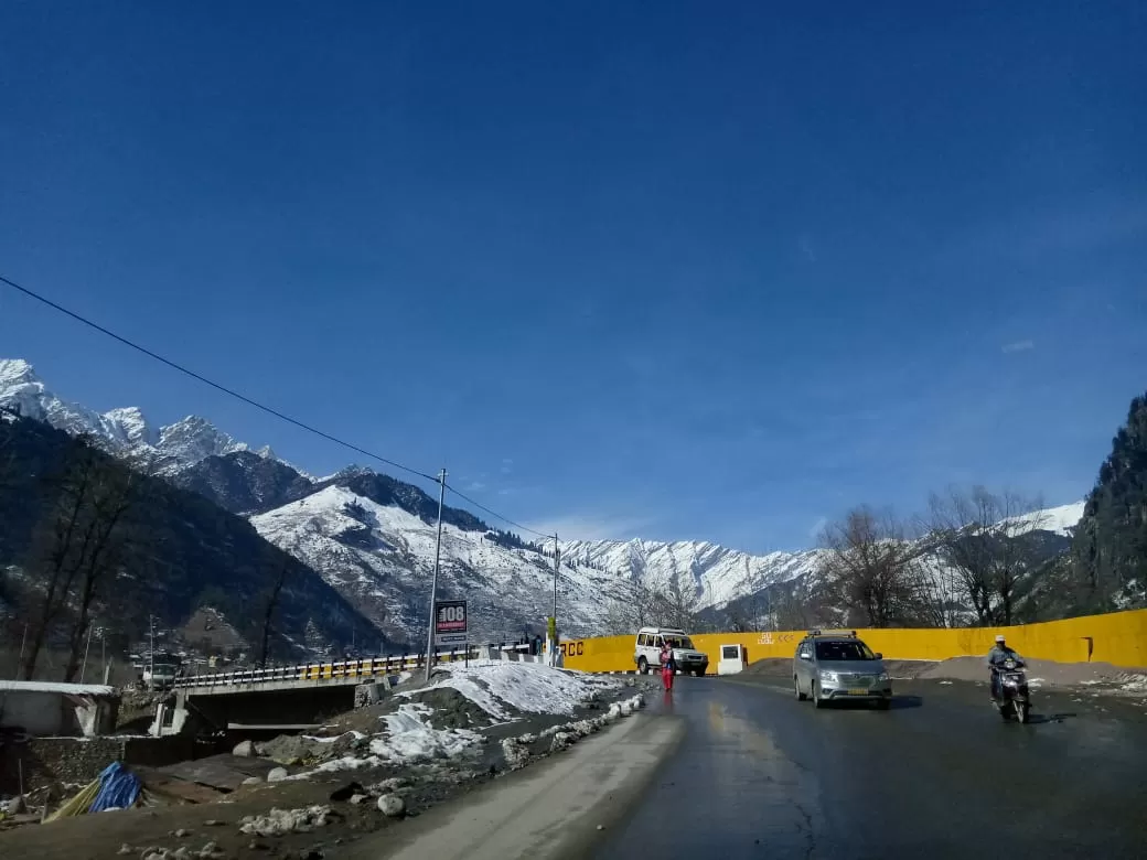 Photo of Manali Snow Point By Mohit singh