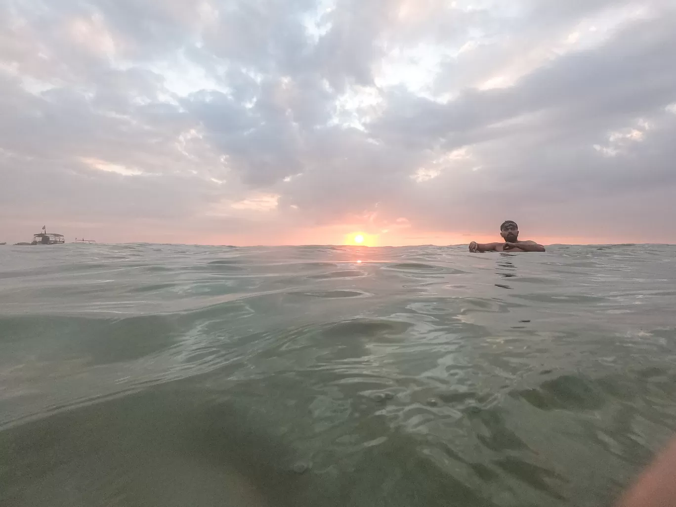 Photo of Hikkaduwa Beach By Saurabh Purohit