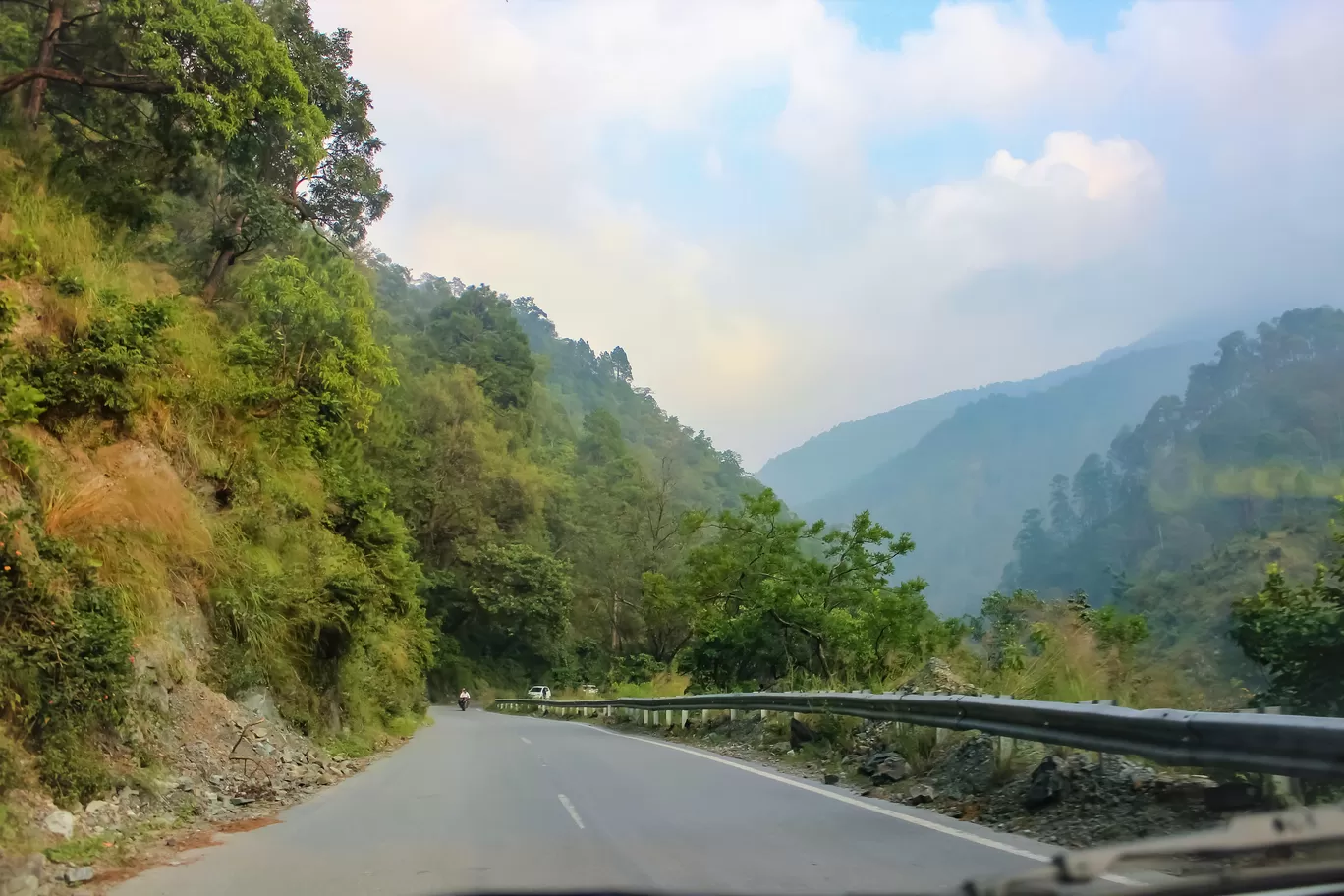 Photo of Nainital By Abhinaw Chauhan