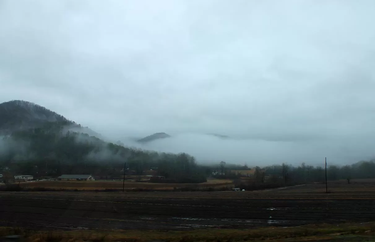 Photo of Smoky Mountain By Soumya Khurana