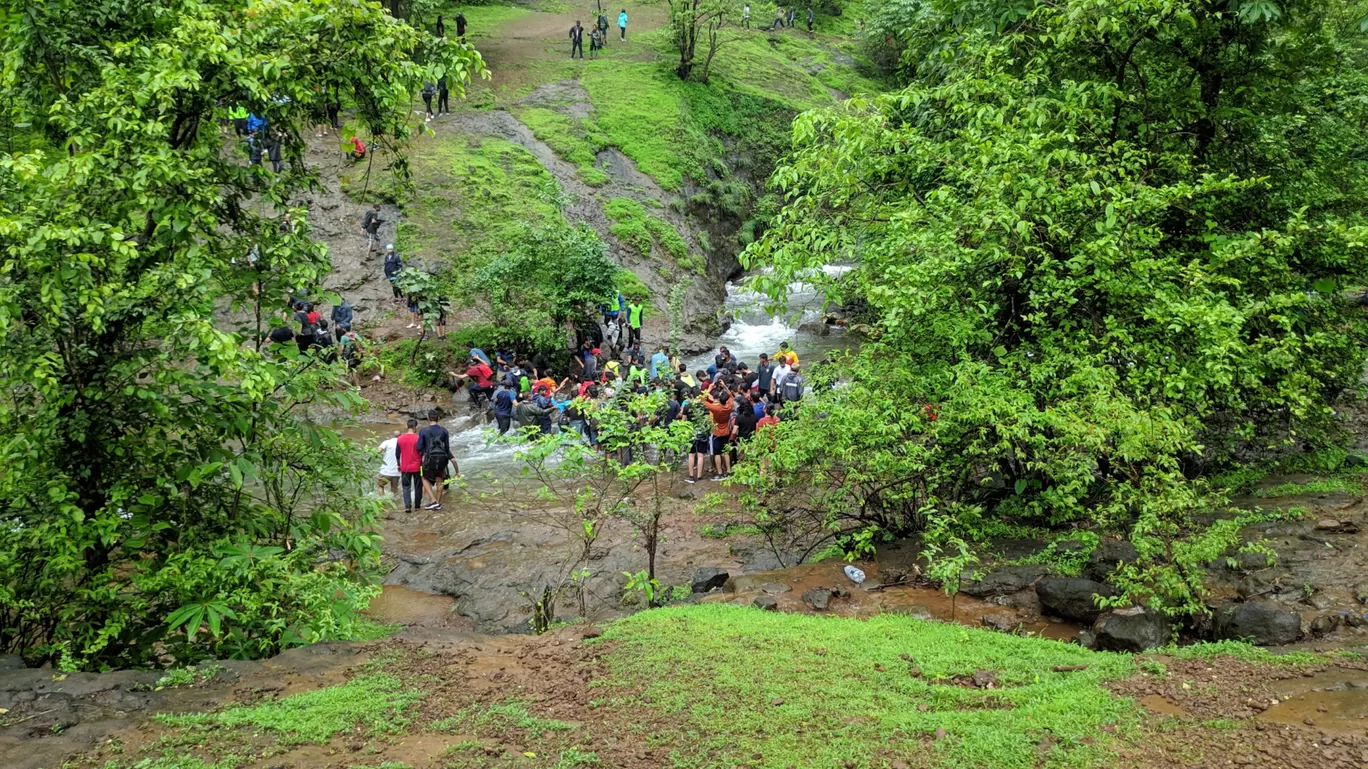 Photo of Devkund Waterfall By Deepanshu Gupta