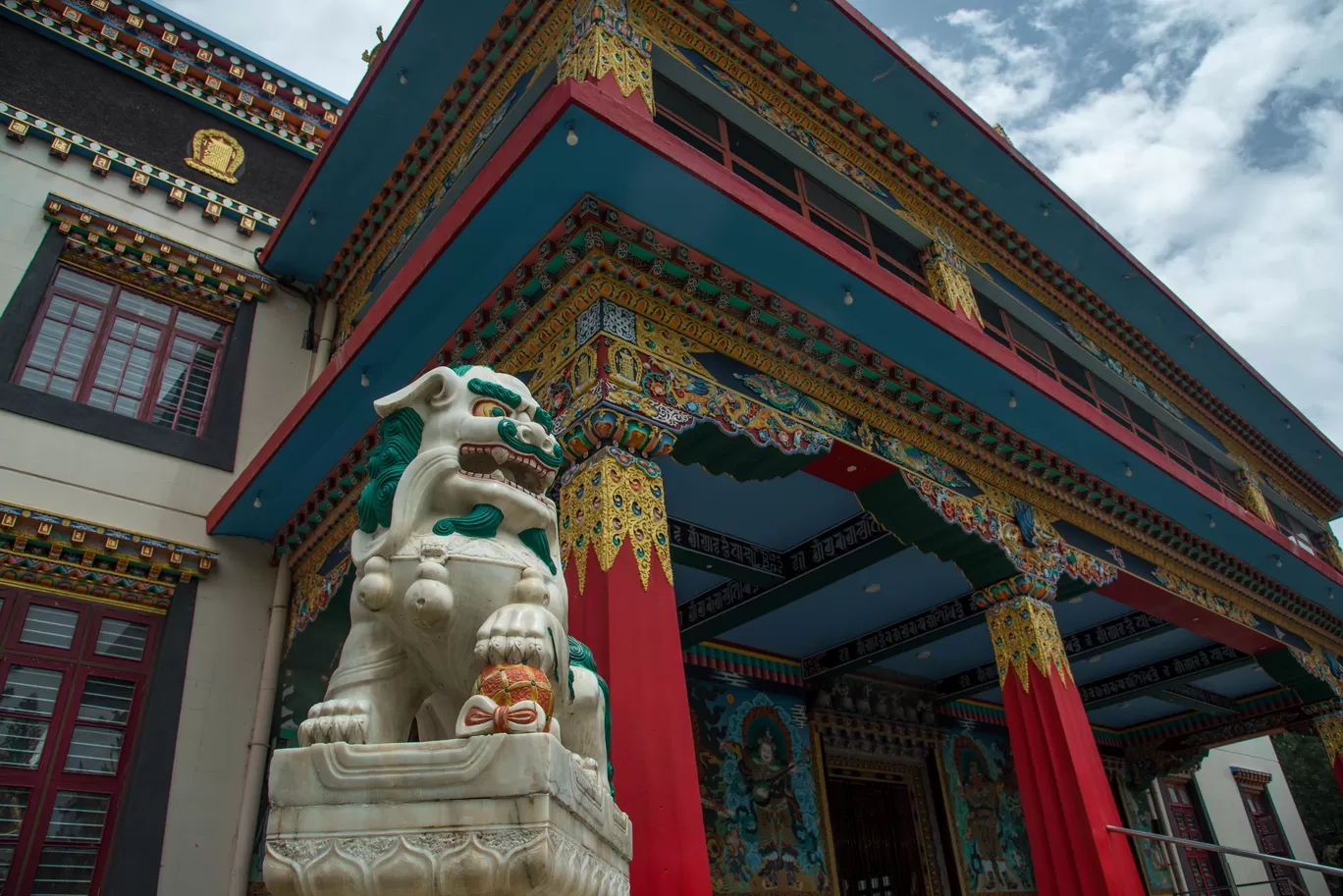 Photo of Namdroling Monastery Golden Temple By Dinoop Raj