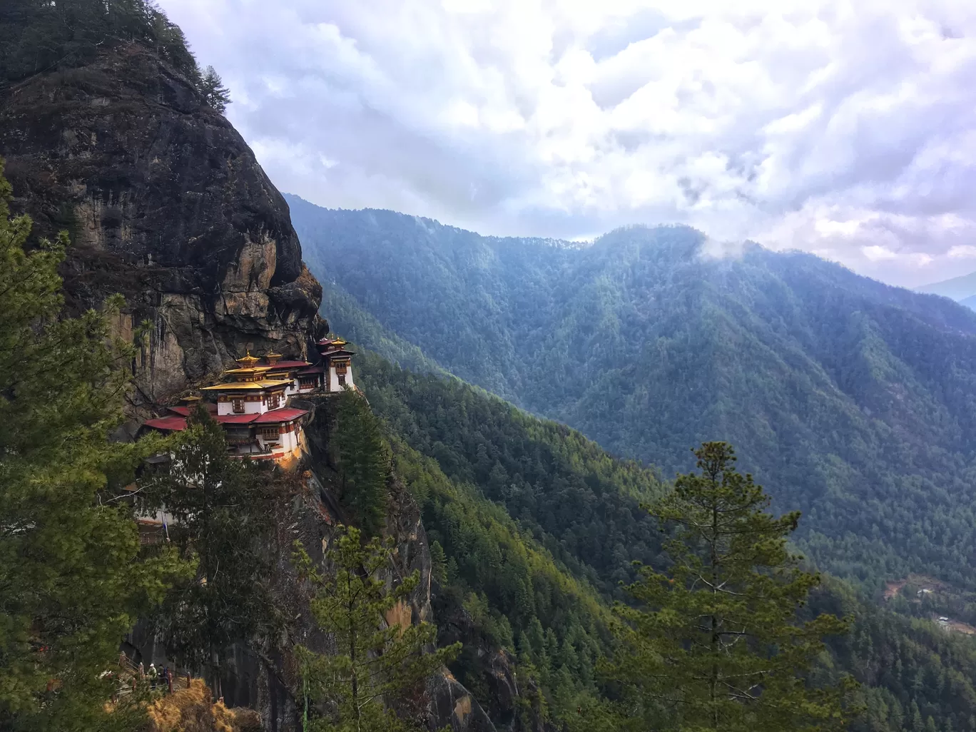 Photo of Bhutan By Lokesh Aryan
