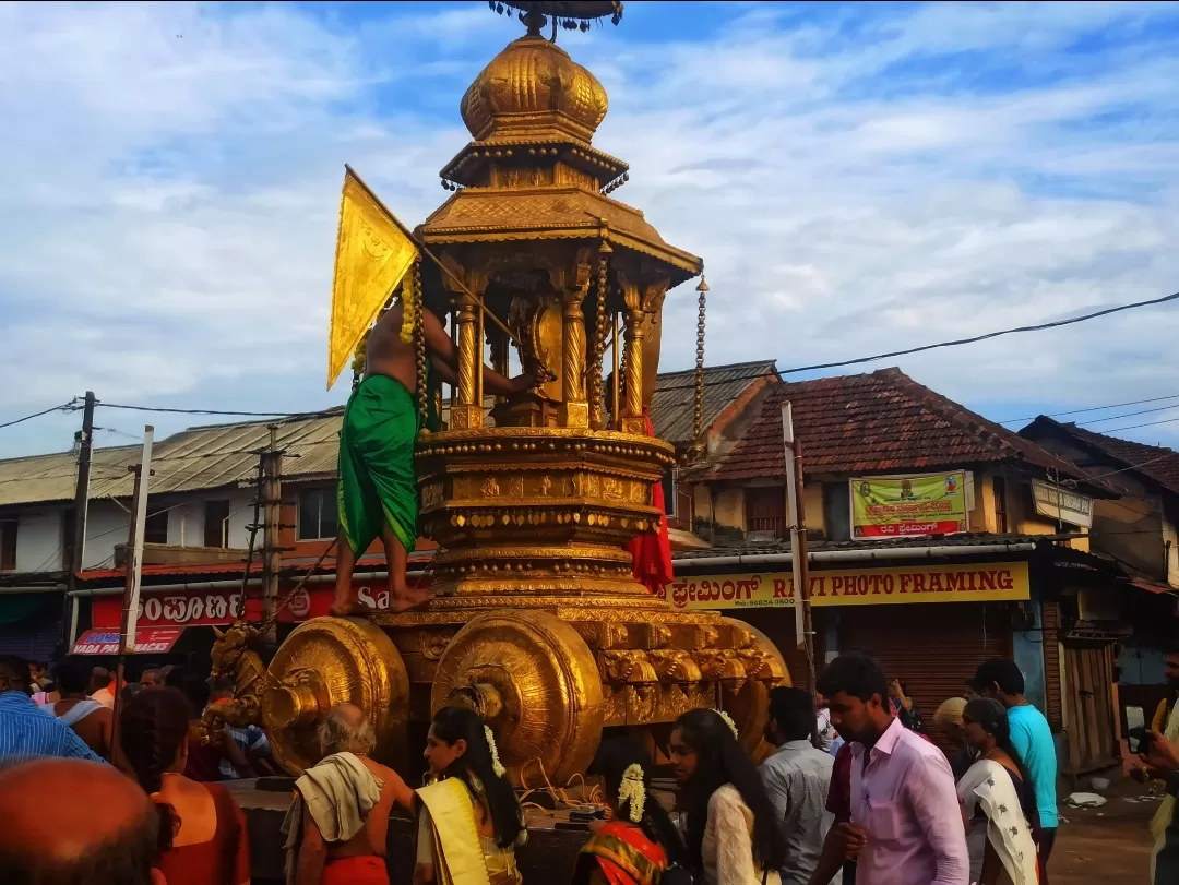 Photo of Udupi Krishna temple By Vineesh Kumar