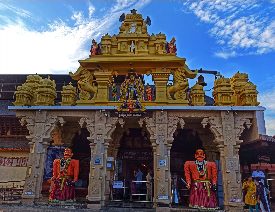 Photo of Udupi Krishna temple By Vineesh Kumar