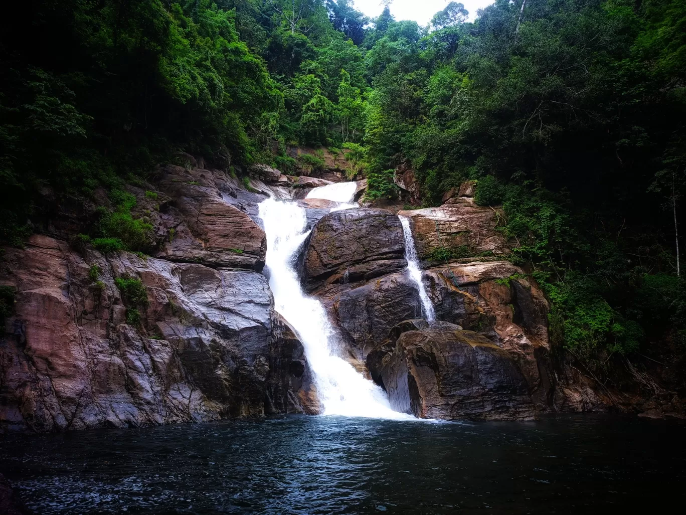 Photo of Meenmutty Waterfalls By Vineesh Kumar