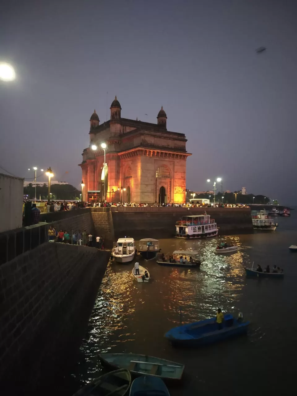 Photo of Mumbai By Akkshansh Paul