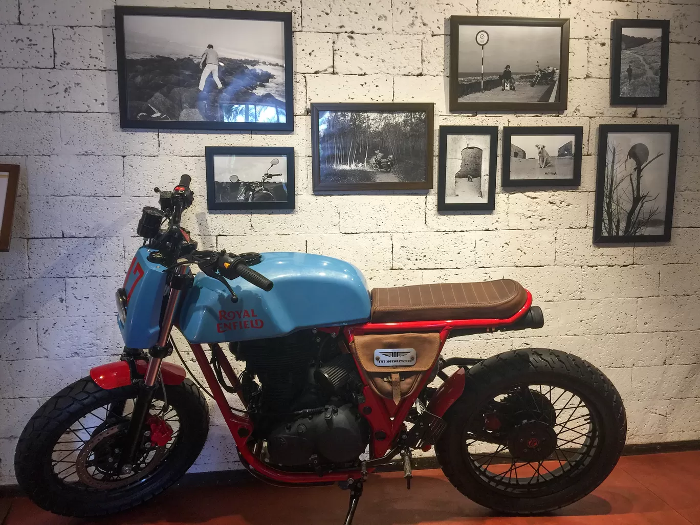 Photo of Royal Enfield Garage Cafe By Jagrut Bhatt