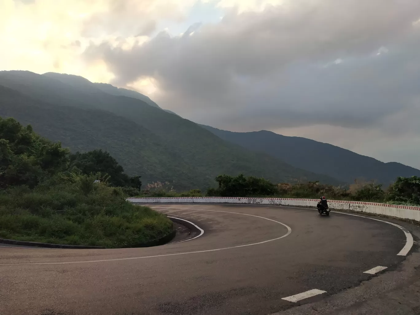 Photo of Hải Vân Pass By Rosily Sunitha
