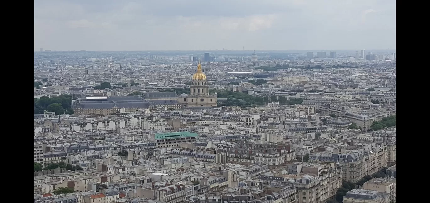 Photo of Eiffel Tower View By Shraddha Subramanian