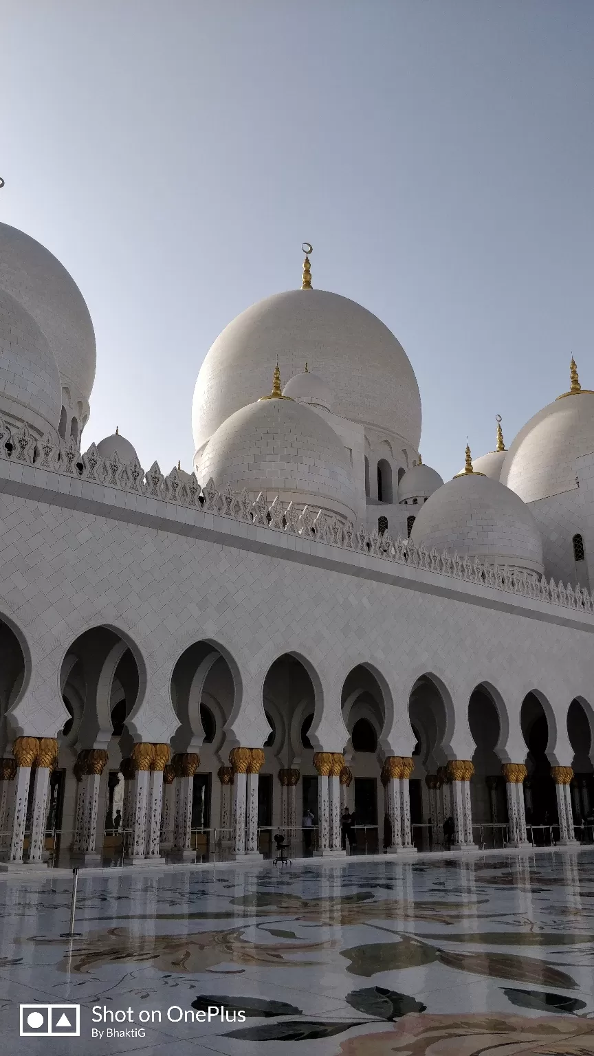 Photo of Abu Dhabi By Bhakti