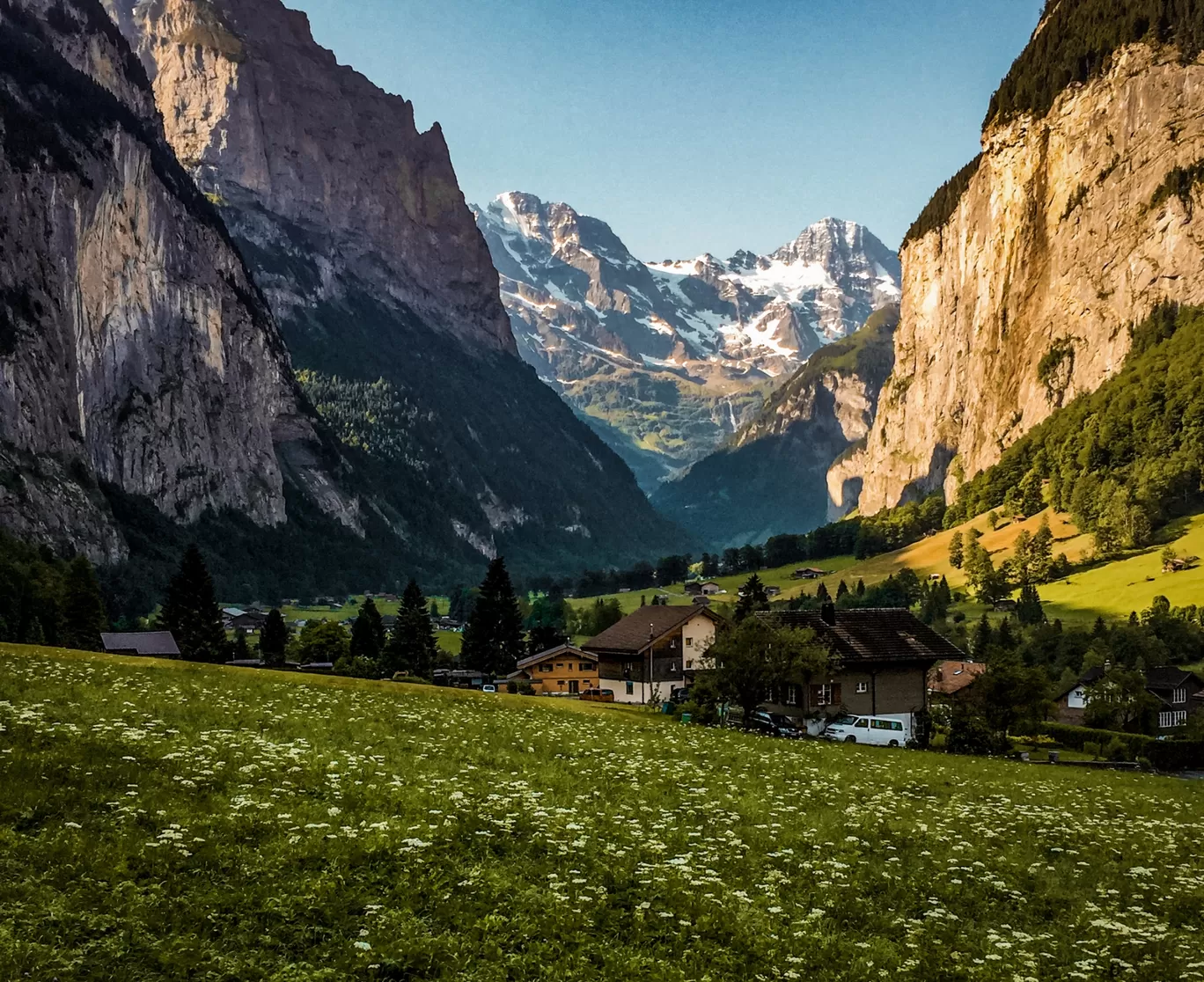 Photo of Switzerland By Kavish Shah