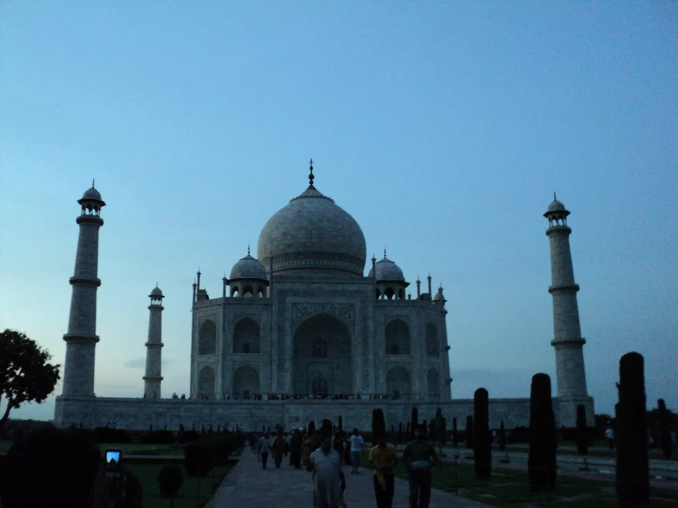 Photo of Taj Mahal By Ratul Sonowal