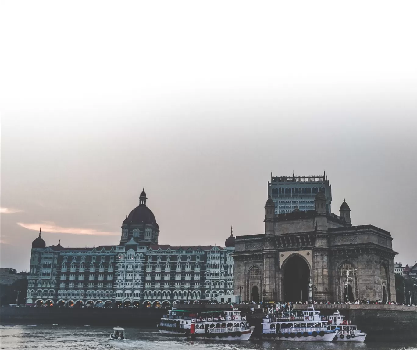 Photo of Gateway of India By Yogesh Waradkar