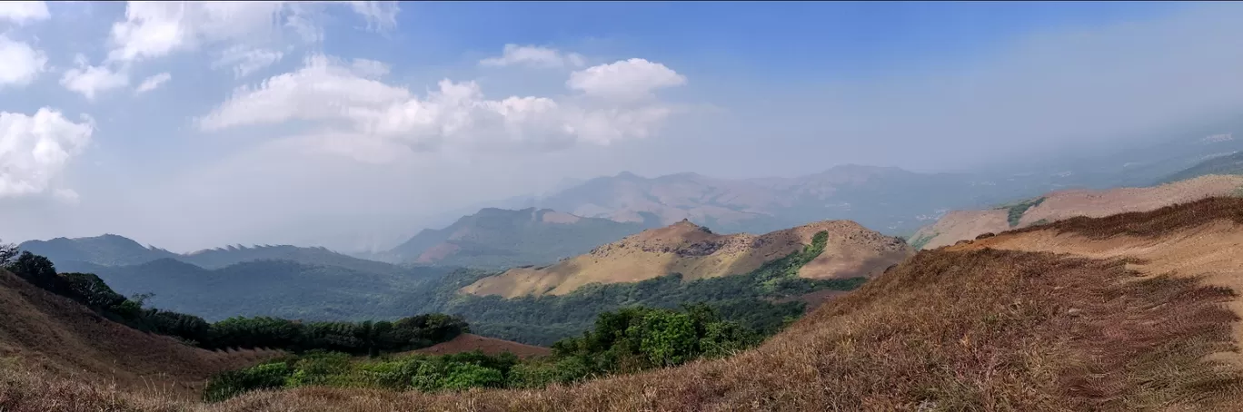 Photo of Tadiandamol Hills By Shrikanth Bhat