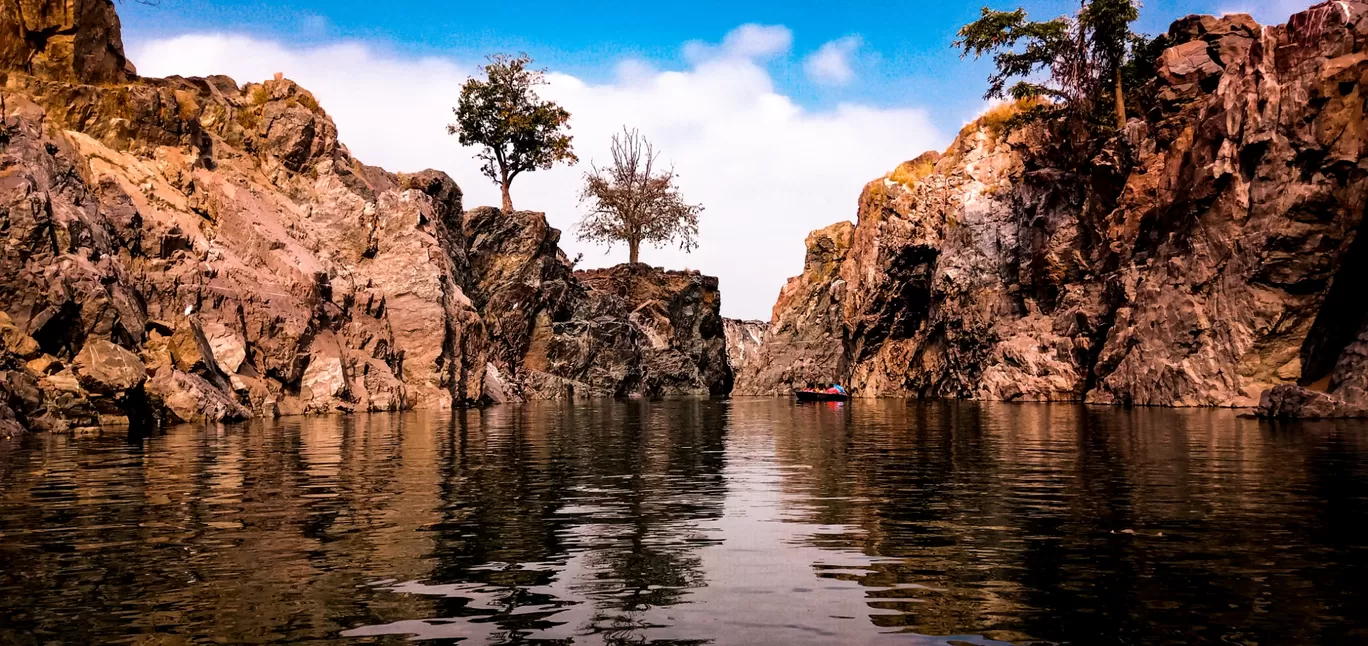 Photo of Hogenakkal Waterfalls By Sidharth Menon