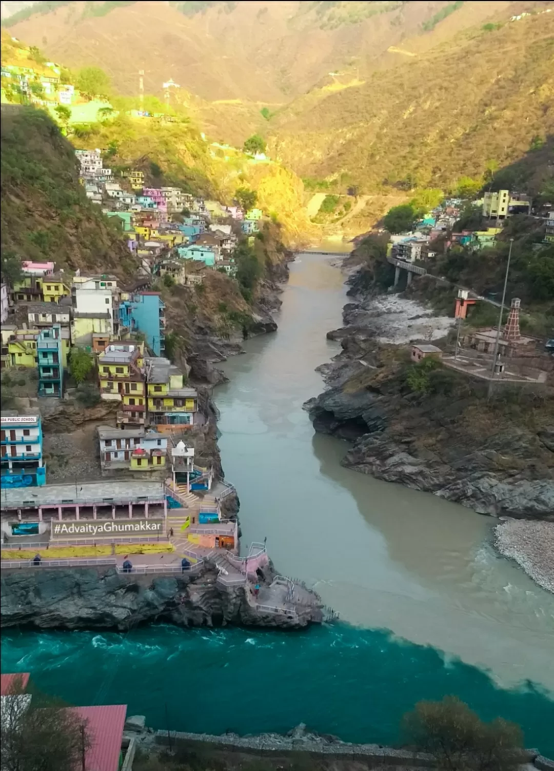 Photo of Devprayag By Manish Pal (अद्वैत्य घुमक्कड़)