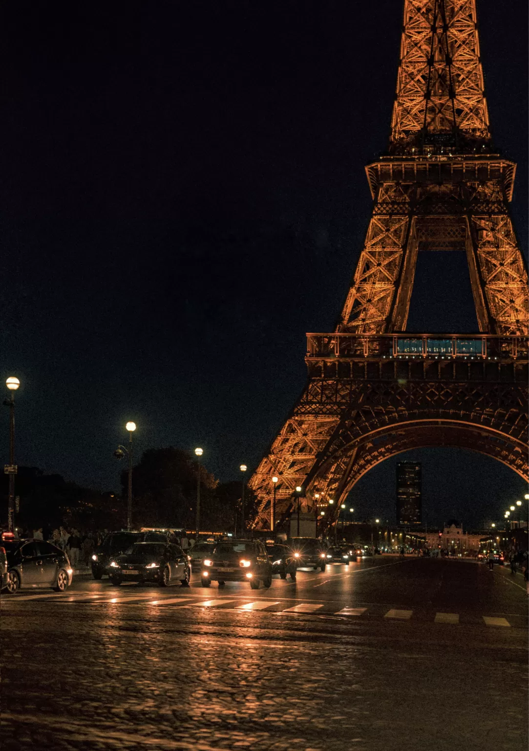 Photo of Paris By Saket Sourav