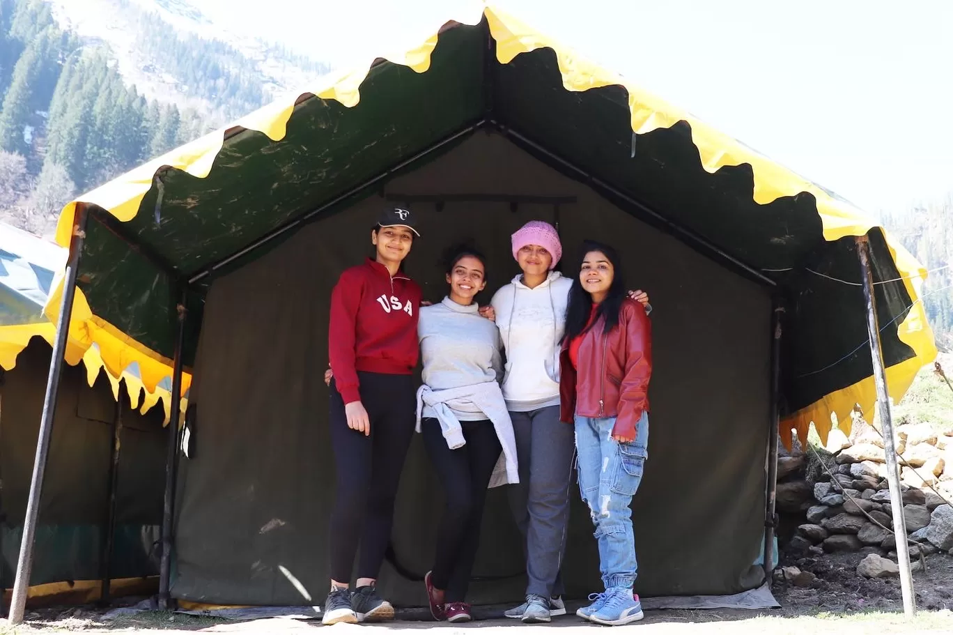 Photo of Kheerganga Trek By Sayali Kandarkar