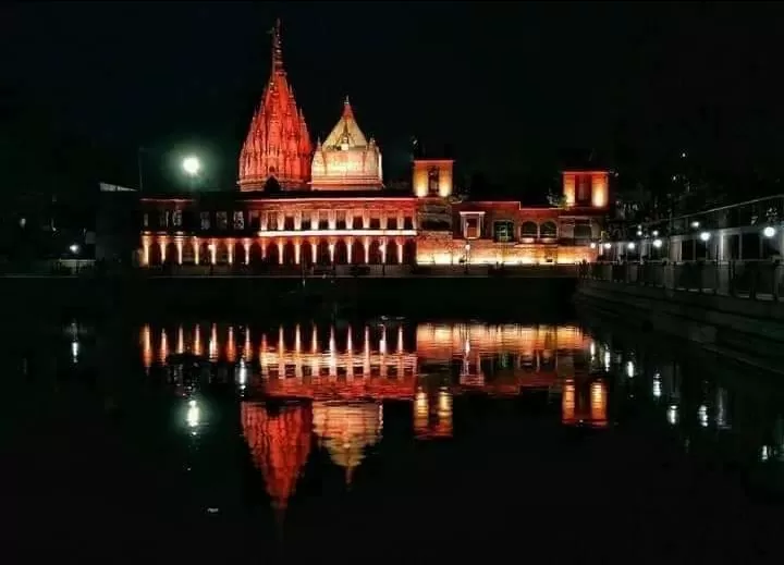 Photo of Varanasi By Travel Guide Dhruv R. Jain