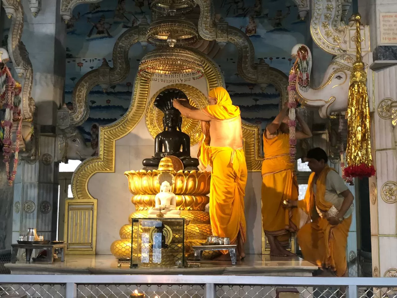 Photo of Varanasi By Travel Guide Dhruv R. Jain