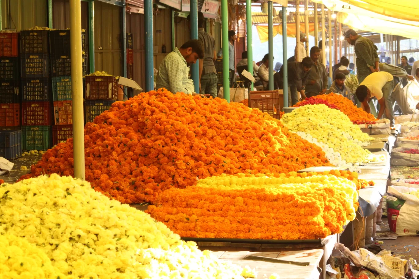 Photo of Gudimalkapur Flower Market By Pavan Kumar