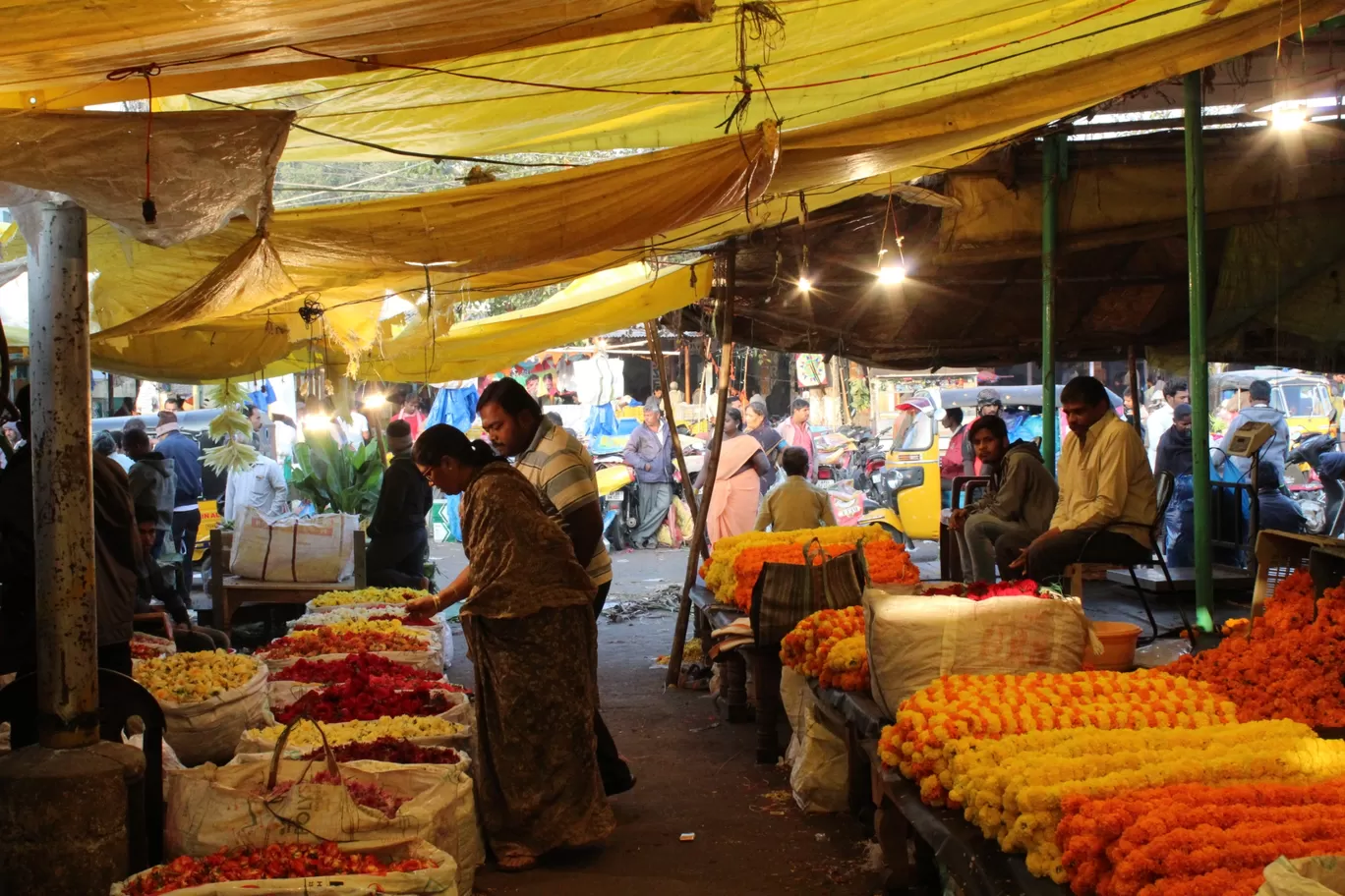 Photo of Gudimalkapur Flower Market By Pavan Kumar