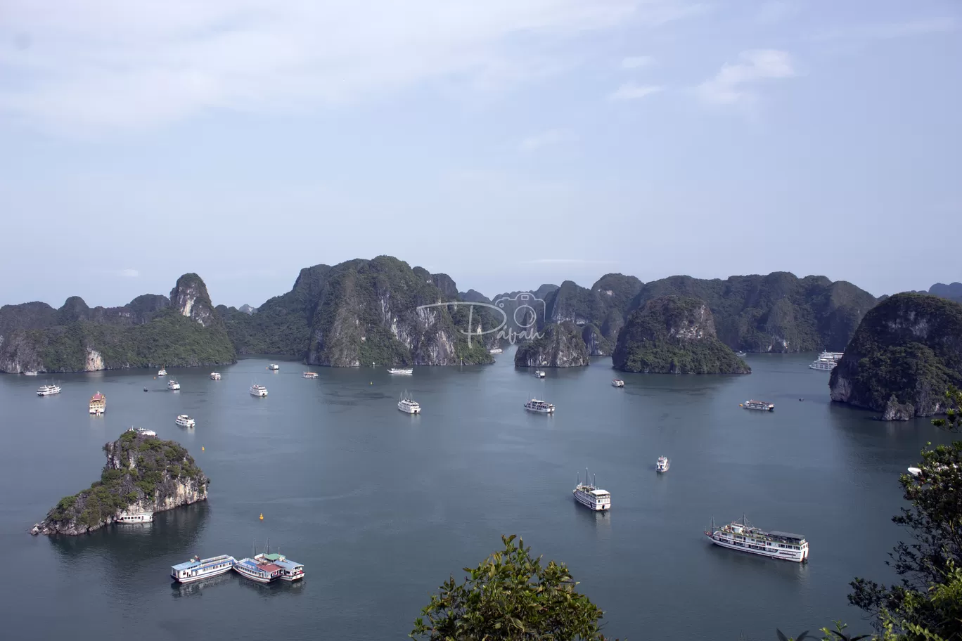 Photo of Hạ Long Bay By Pavan Kumar