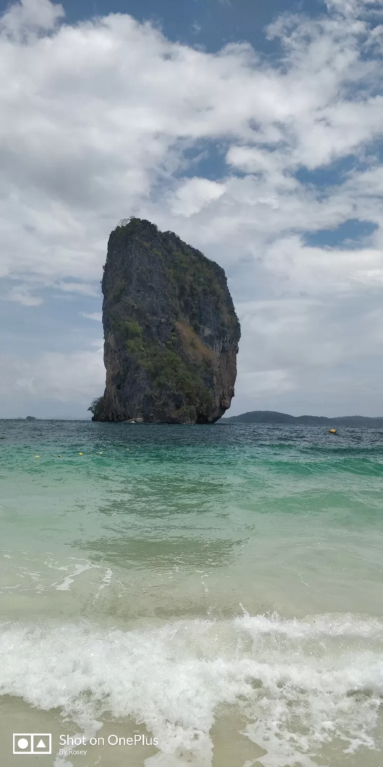 Photo of Krabi By Rosewell Jordan Almeida