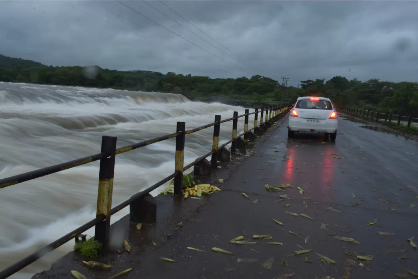 Photo of Khadakwasla Dam By Ashish